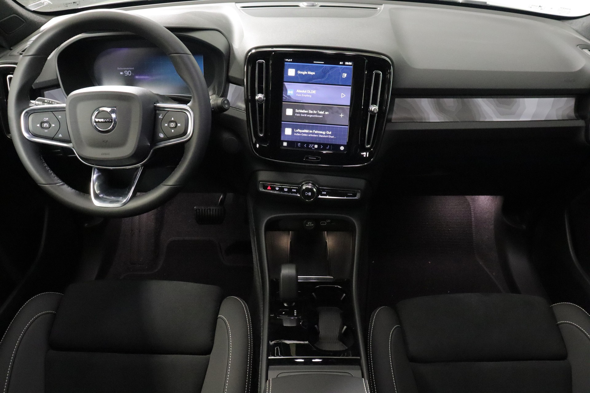 VOLVO XC40 E80 Plus-image-7