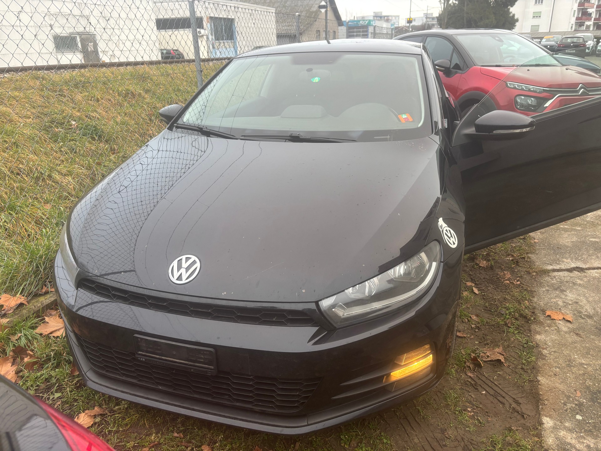VW Scirocco 2.0 TSI BMT-image-3