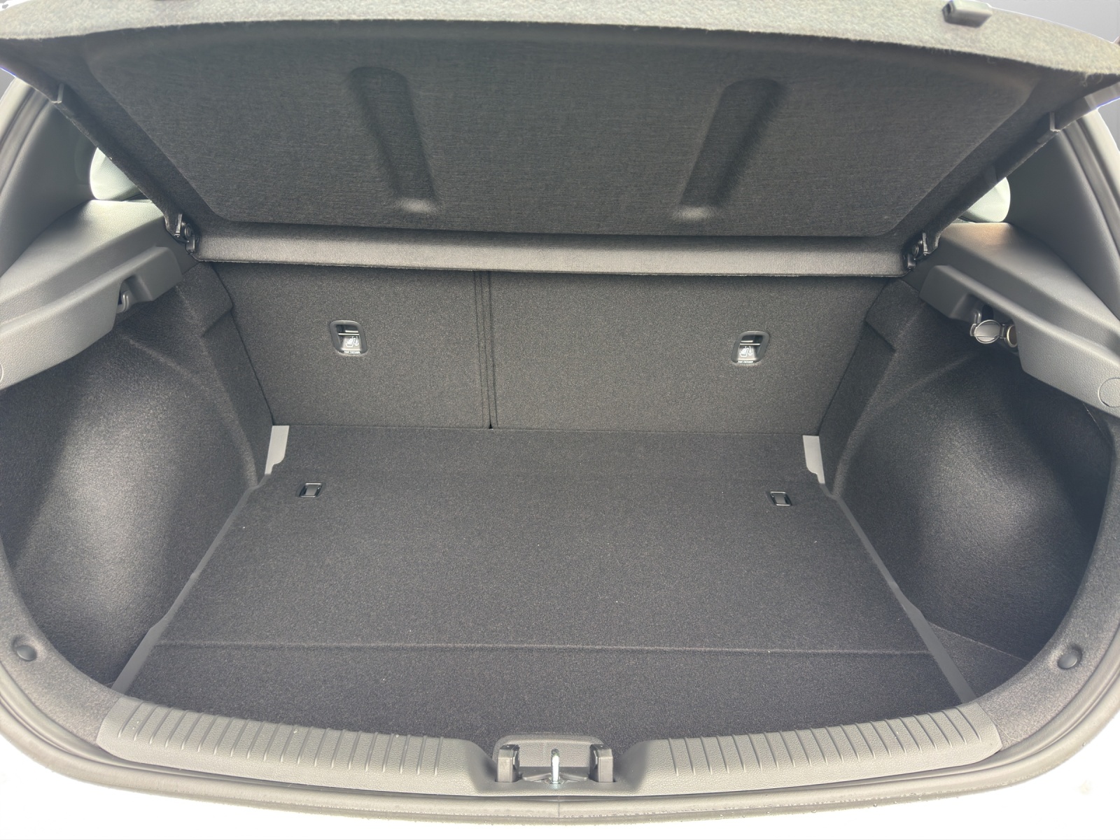 HYUNDAI i30 1.5 T-GDi Origo-image-15