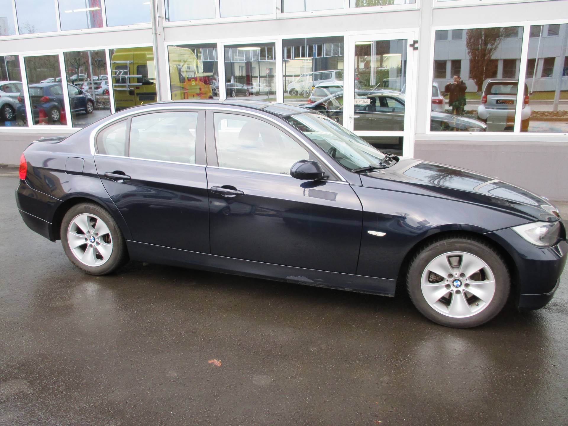 BMW 325xi more4you-image-3