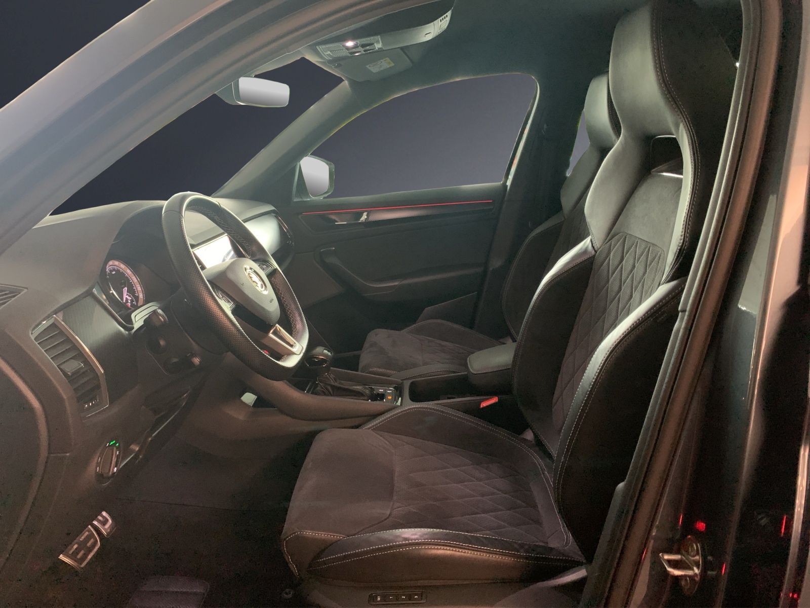 SKODA Kodiaq 2.0 TDI Sport Line-image-5