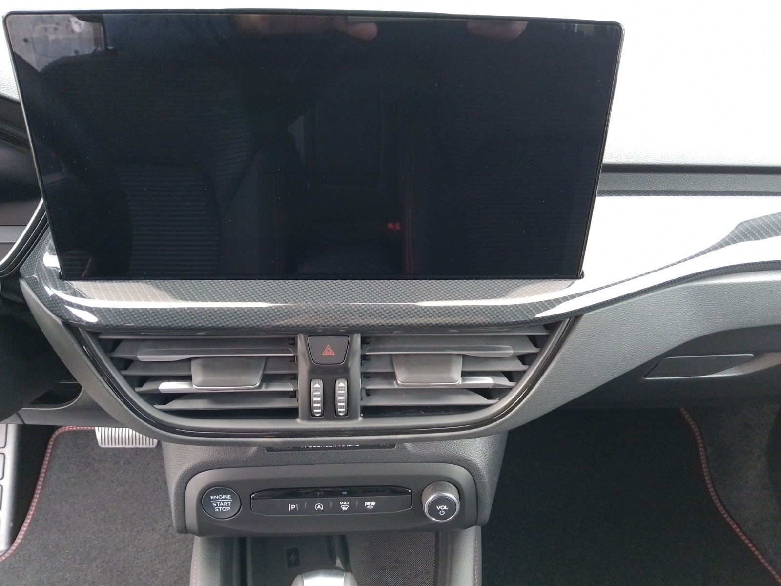 FORD Focus Station Wagon 1.0i EcoB Hybrid 155 ST-Line X-image-8