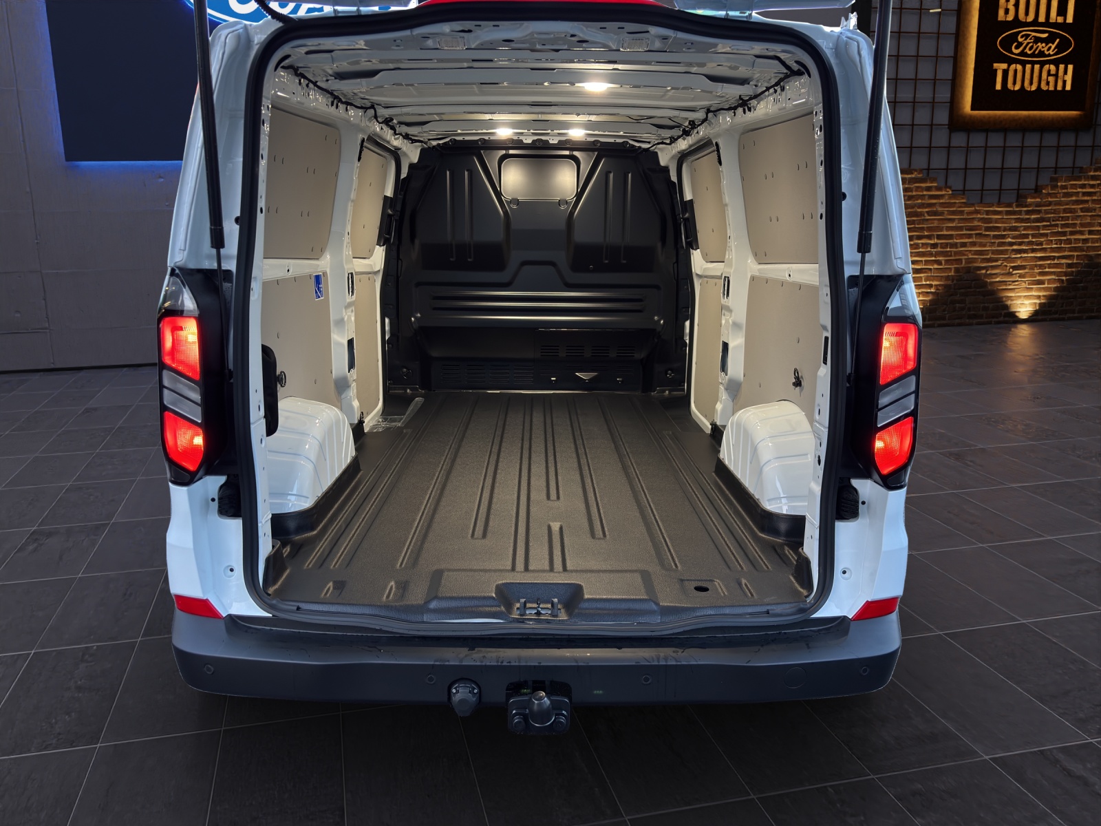 FORD Transit Custom Van 320 L2 2.0 EcoBlue 136 PS Trend-image-13