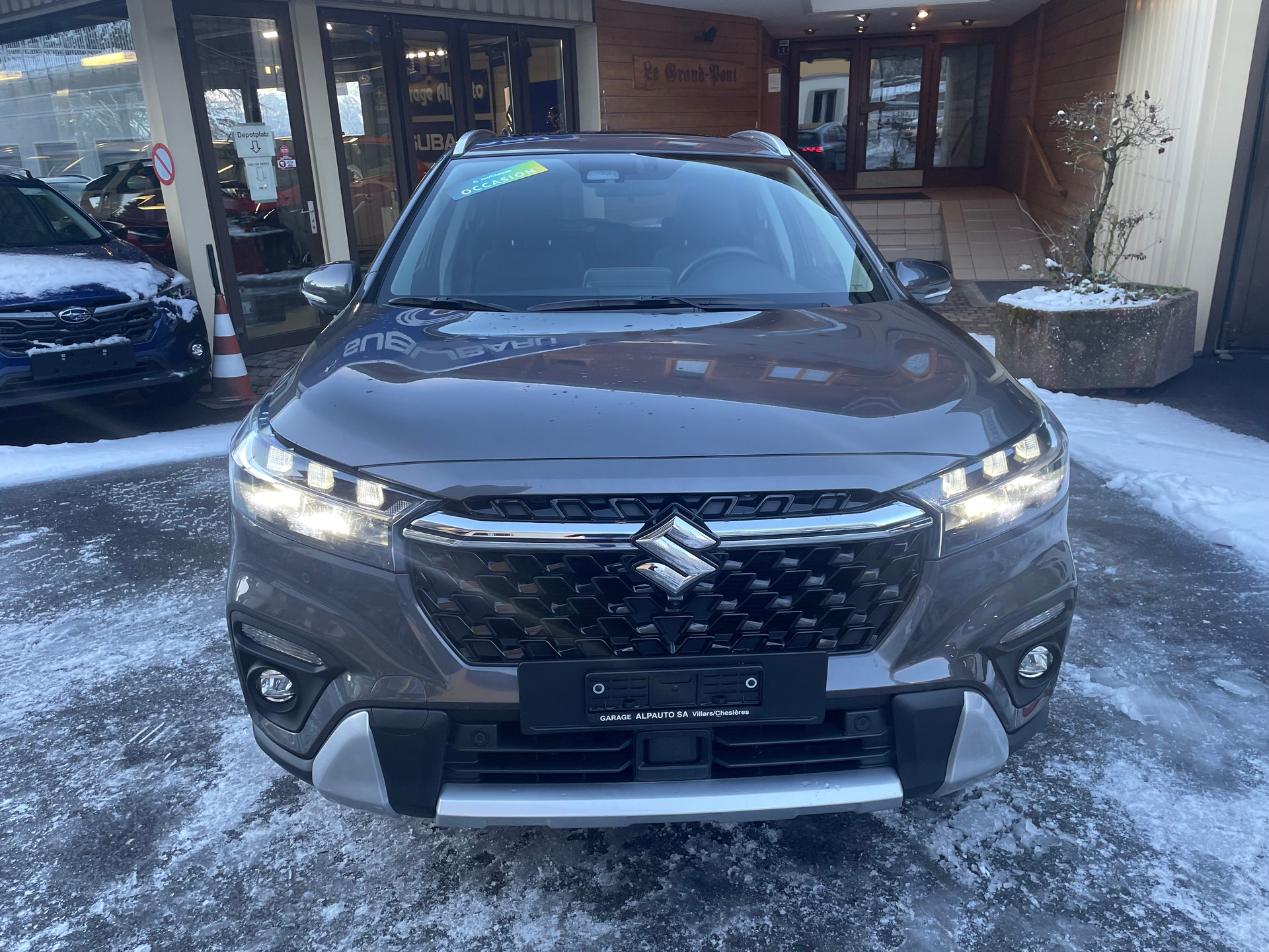 SUZUKI S-Cross 1.5 Piz Sulai Top Hybrid-image-2