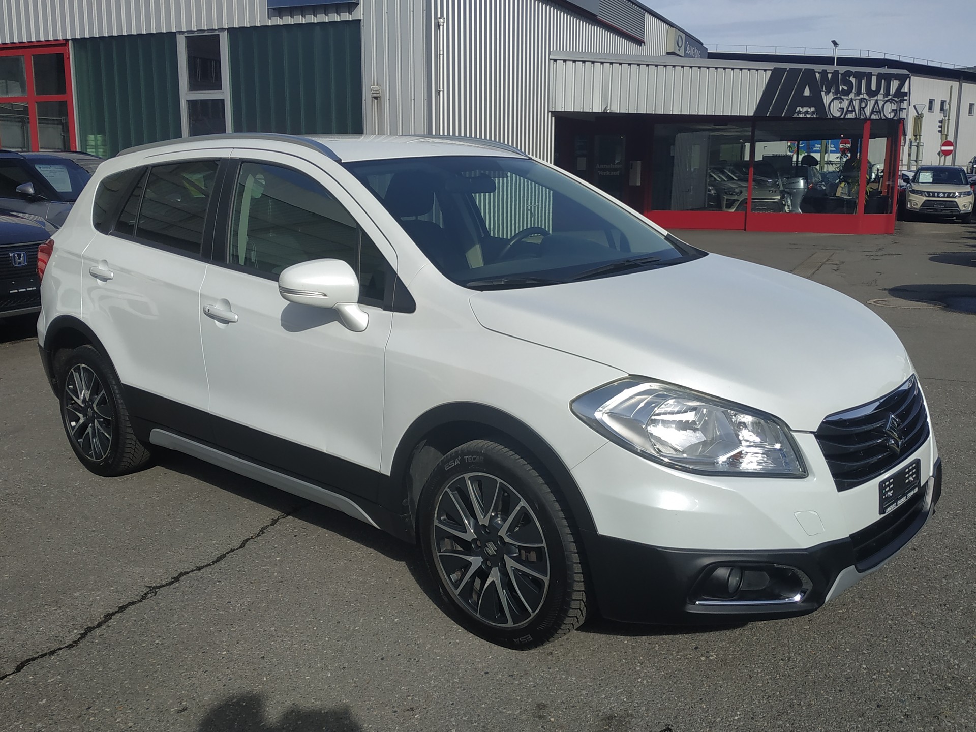 SUZUKI SX4 S-Cross 1.6 TD Compact+ 4WD Automat-image-1
