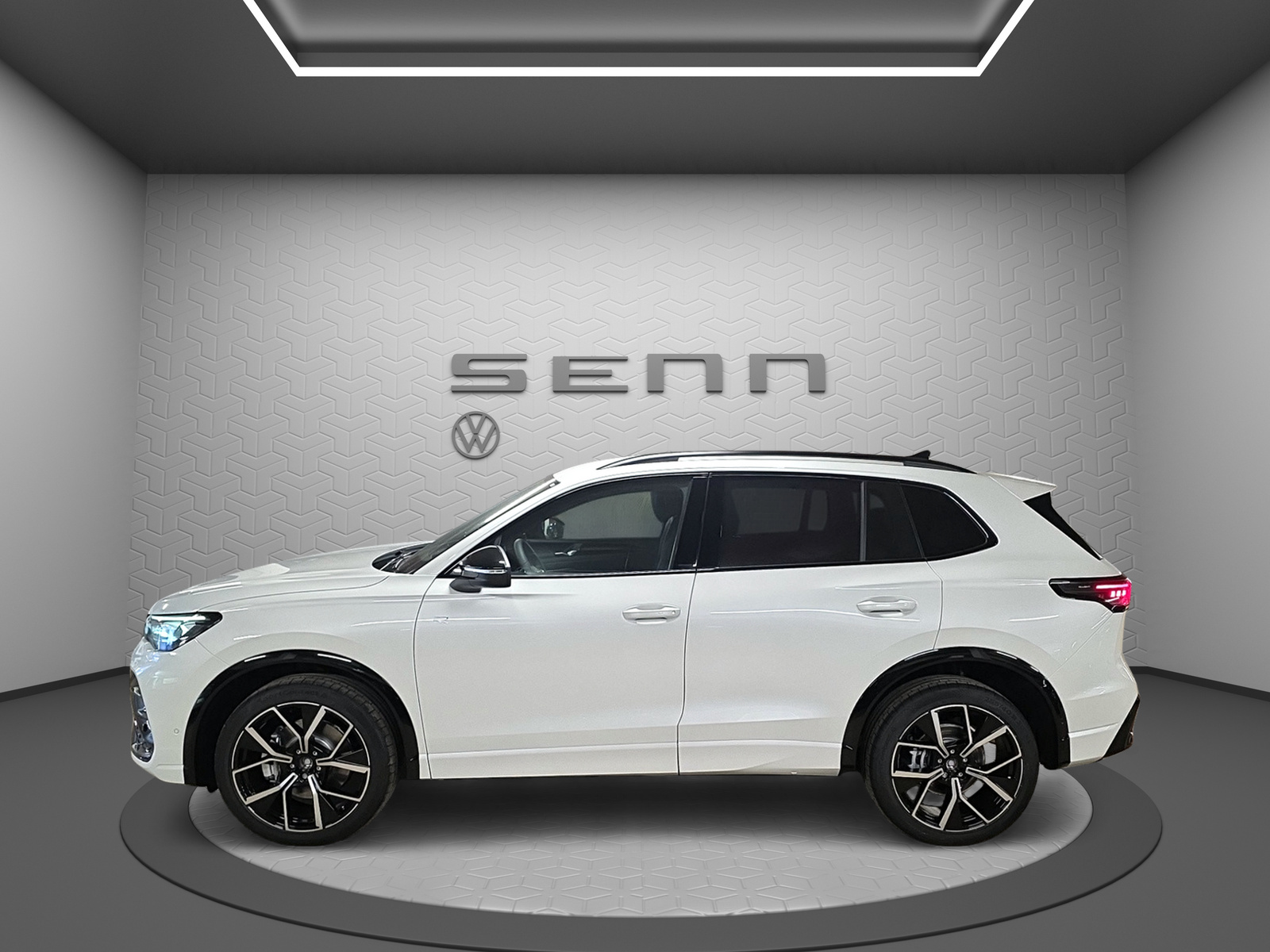 VW Tiguan 2.0 TSI United DSG 4Motion-image-1