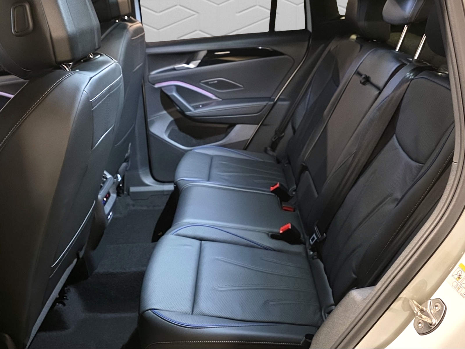 VW Tiguan 2.0 TSI United DSG 4Motion-image-12