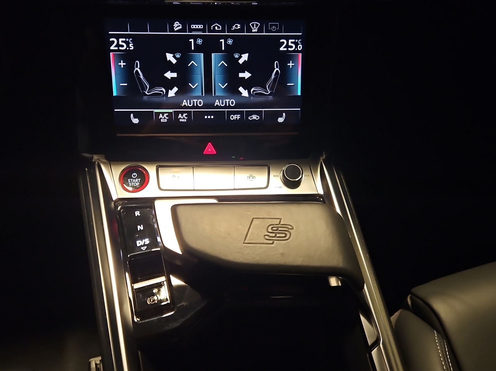 AUDI e-tron S quattro-image-19