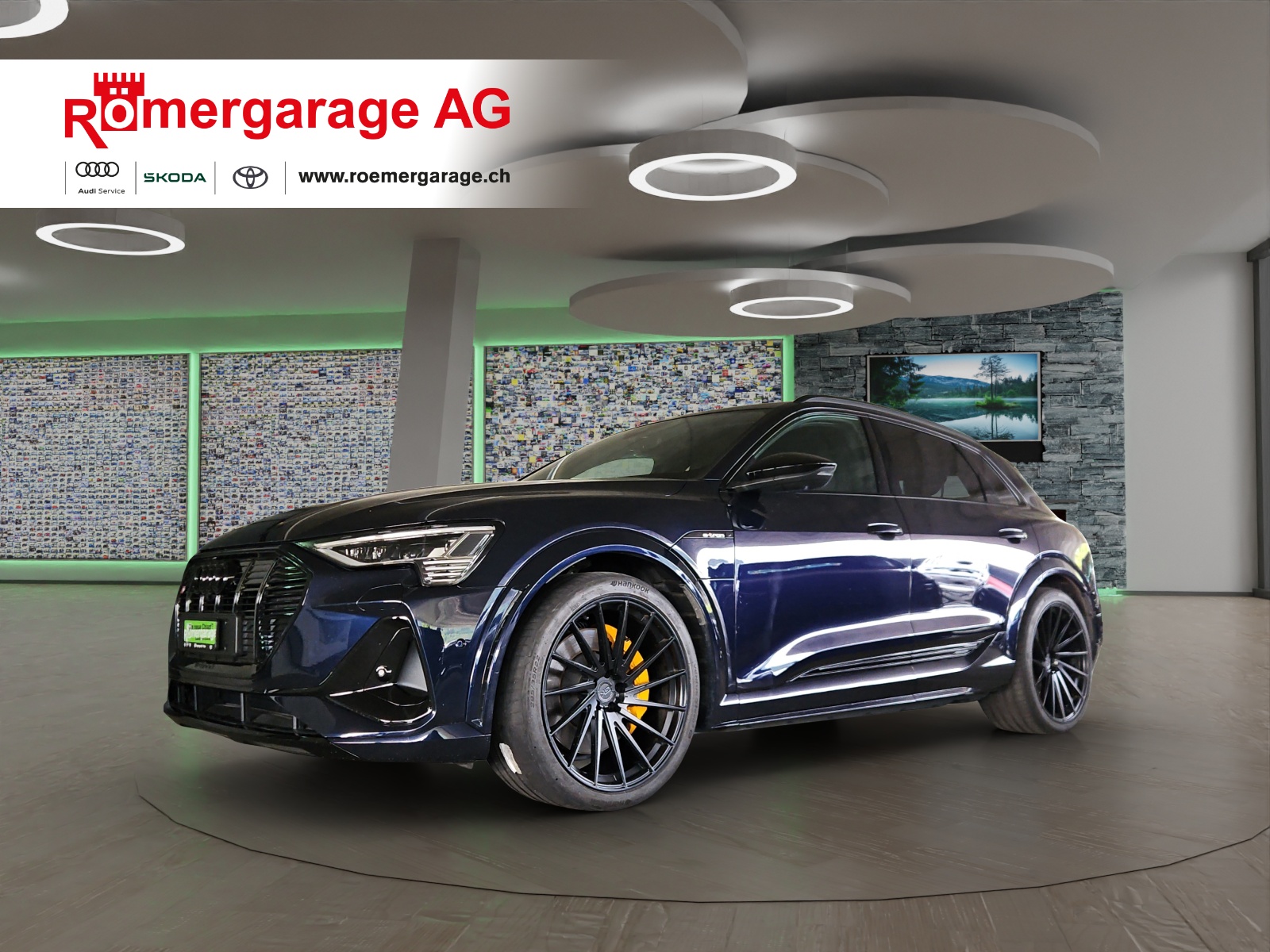 AUDI e-tron S quattro-image-0