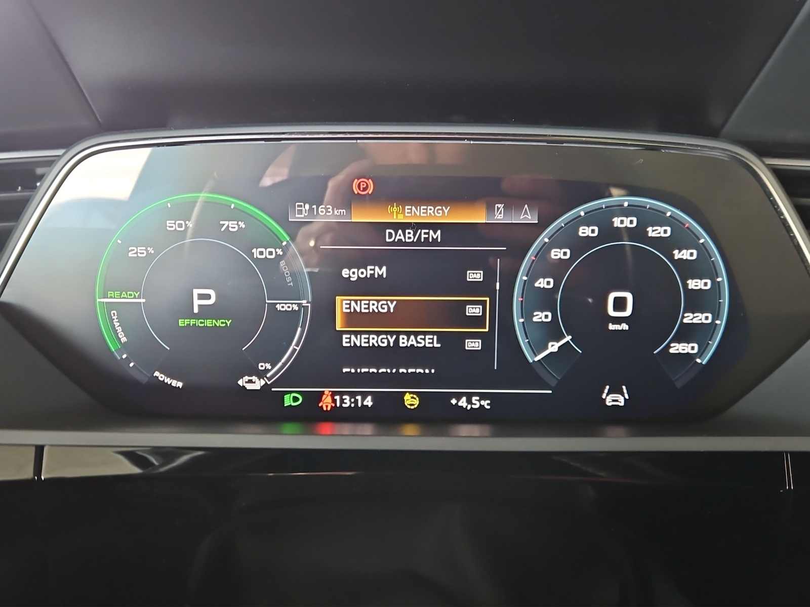 AUDI e-tron S quattro-image-11