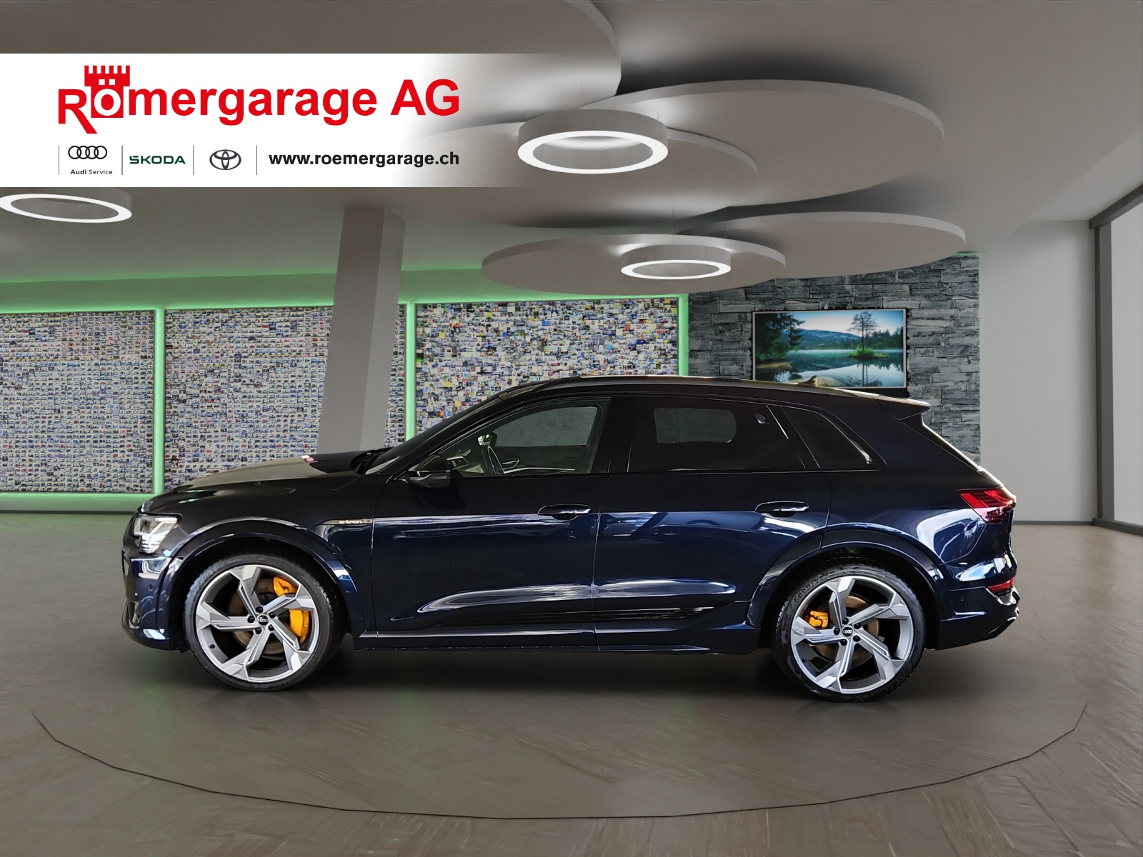 AUDI e-tron S quattro-image-1