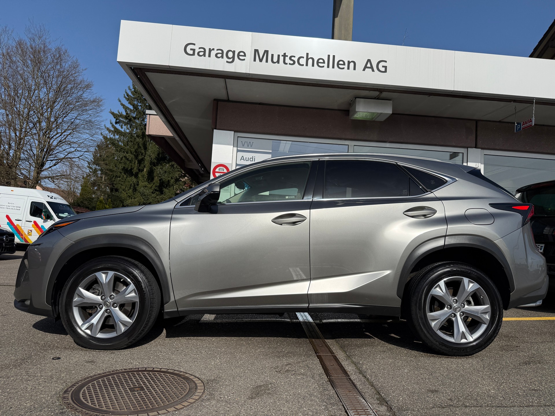 LEXUS NX 200t Teuerste Version Excellence AWD CH-Auto 75% Rabatt Automatic CH-Auto