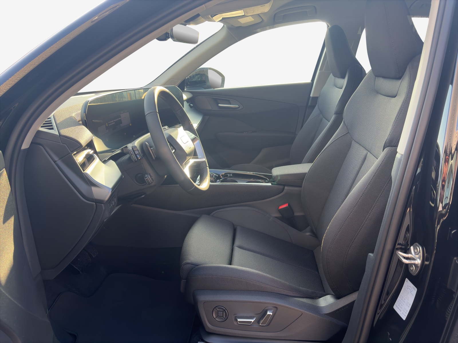 AUDI Q3 SUV 110 kW TFSI S tronic-image-7