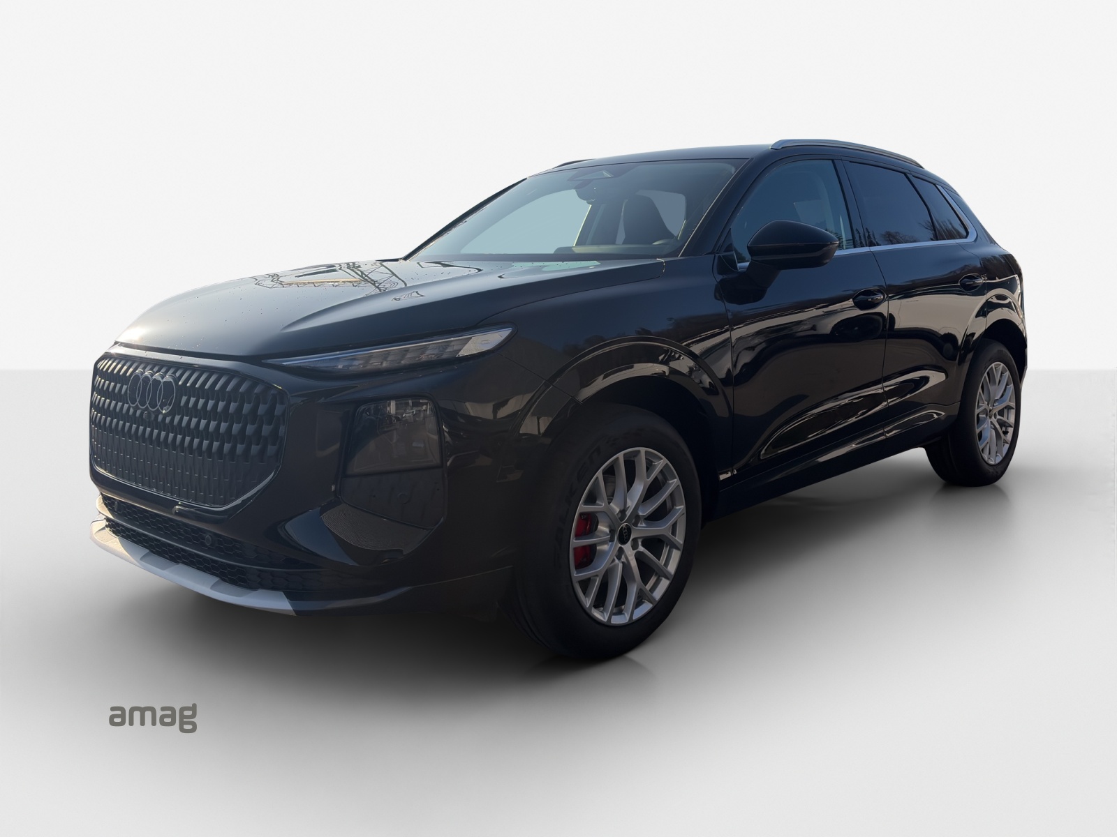 AUDI Q3 SUV 110 kW TFSI S tronic-image-0