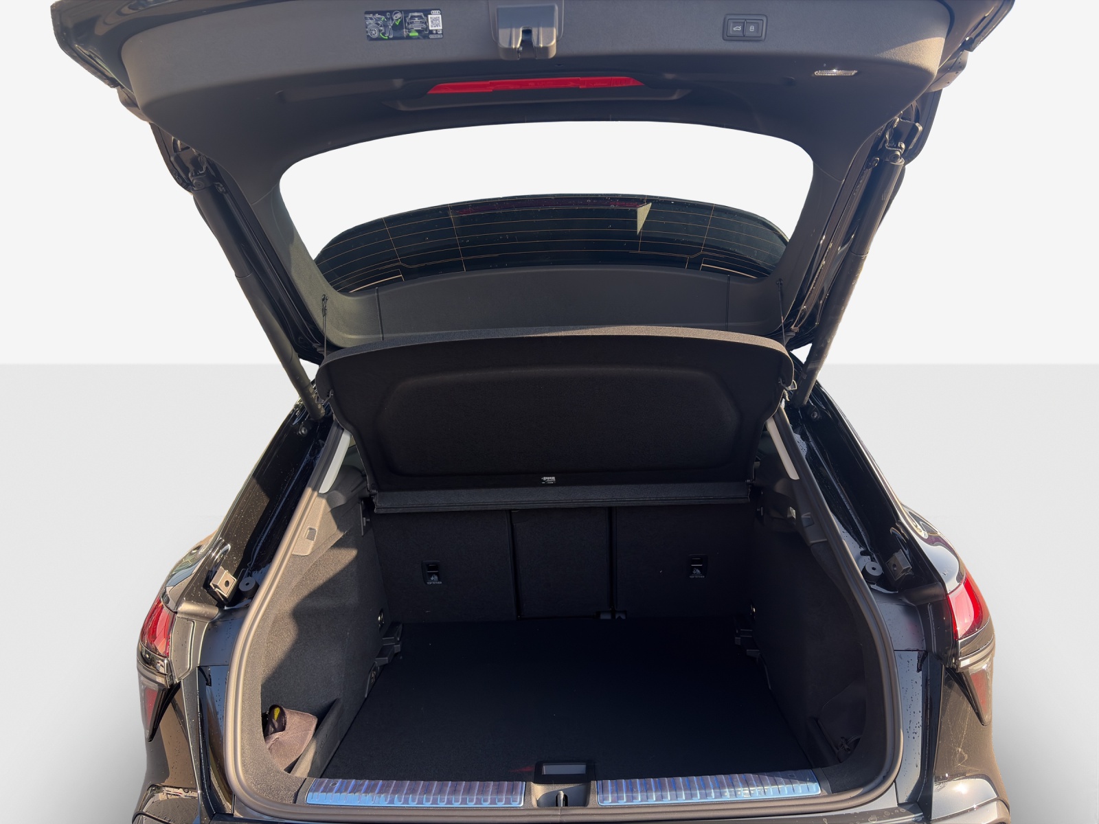 AUDI Q3 SUV 110 kW TFSI S tronic-image-12