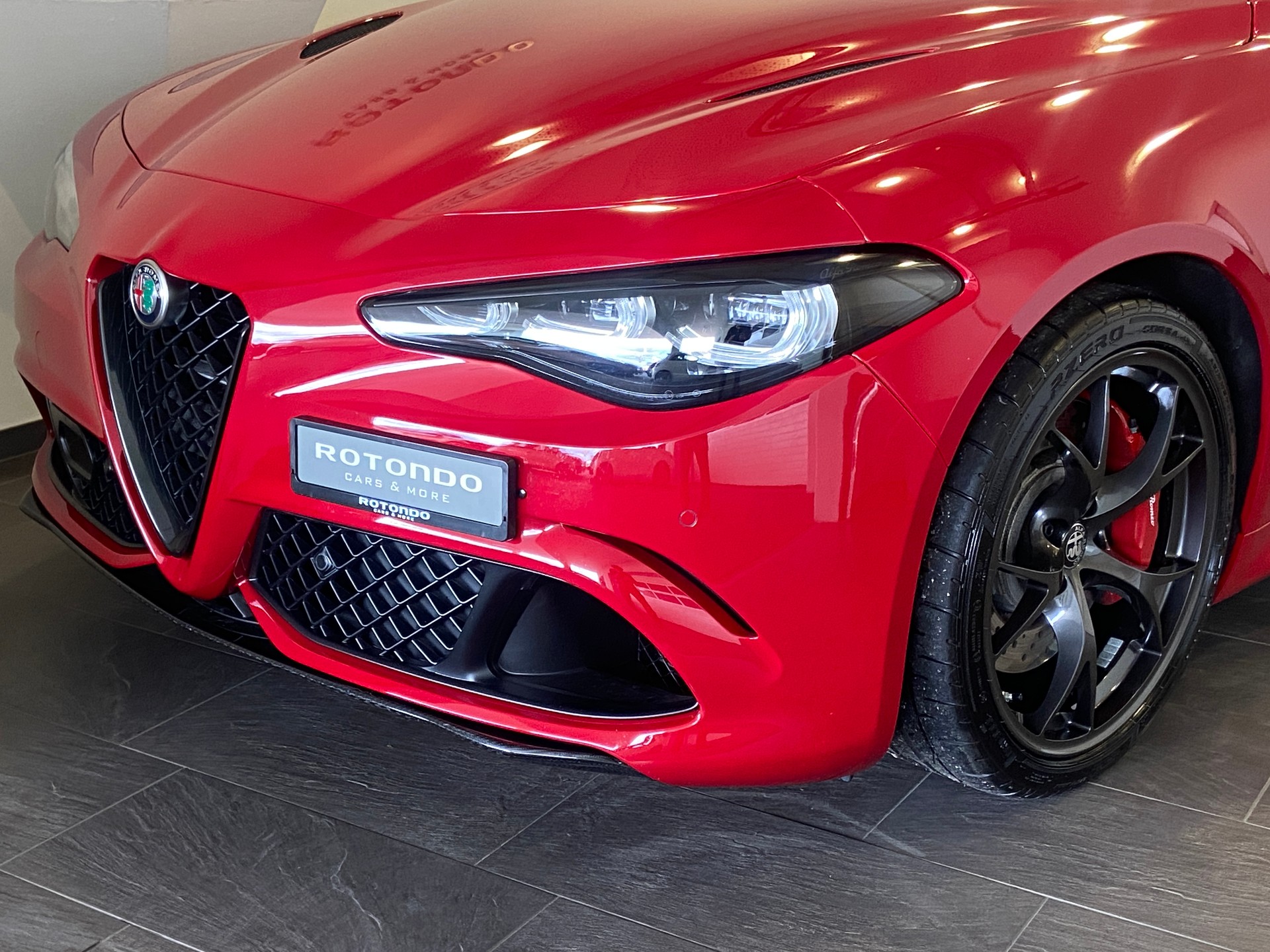 ALFA ROMEO Giulia 2.9 V6 Quadrifoglio-image-2