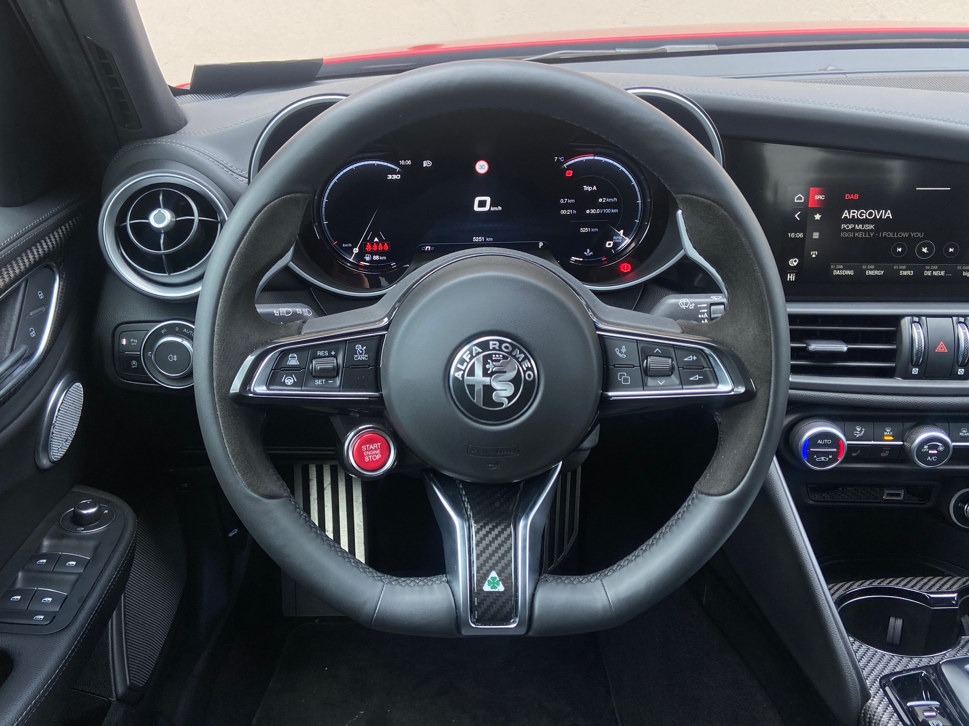 ALFA ROMEO Giulia 2.9 V6 Quadrifoglio-image-7