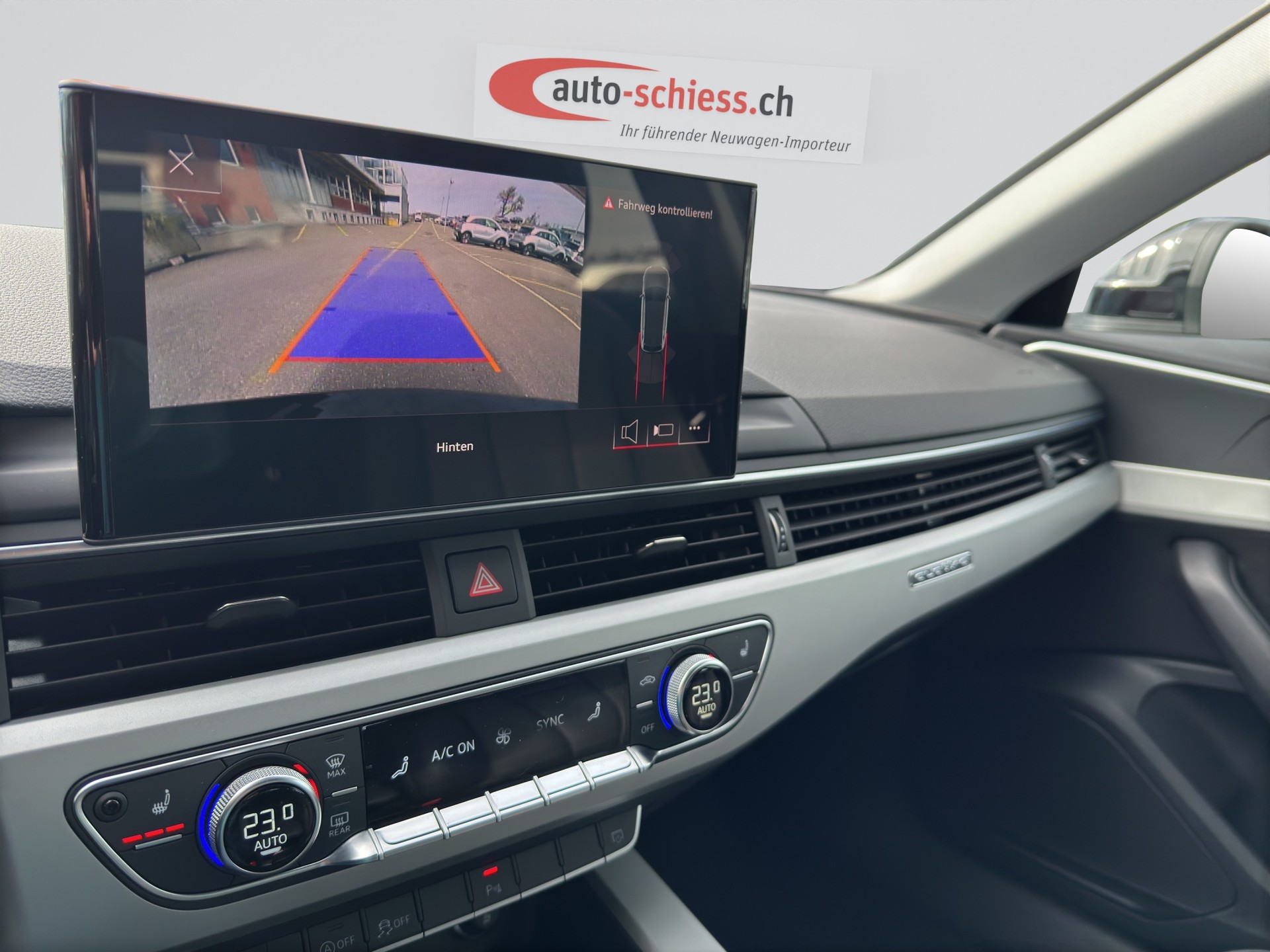 AUDI A4 Avant 40 TFSI advanced S-tronic quattro-image-12