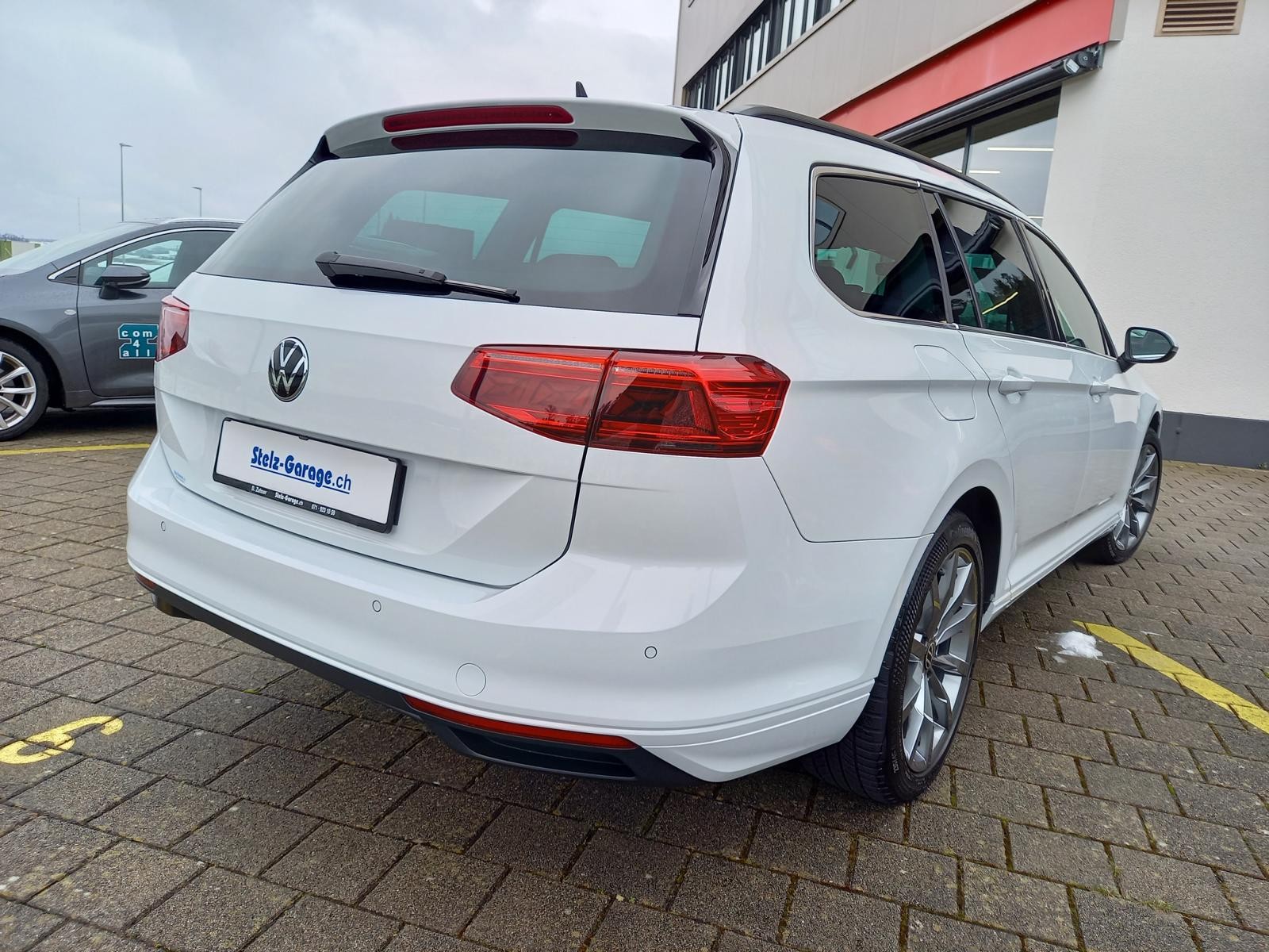 VW Passat 2.0 TDI BMT Business 4Motion DSG-image-1