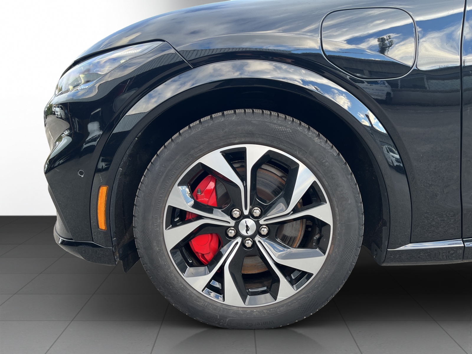 FORD Mustang MACH-E AWD 72.6 kWh-image-6