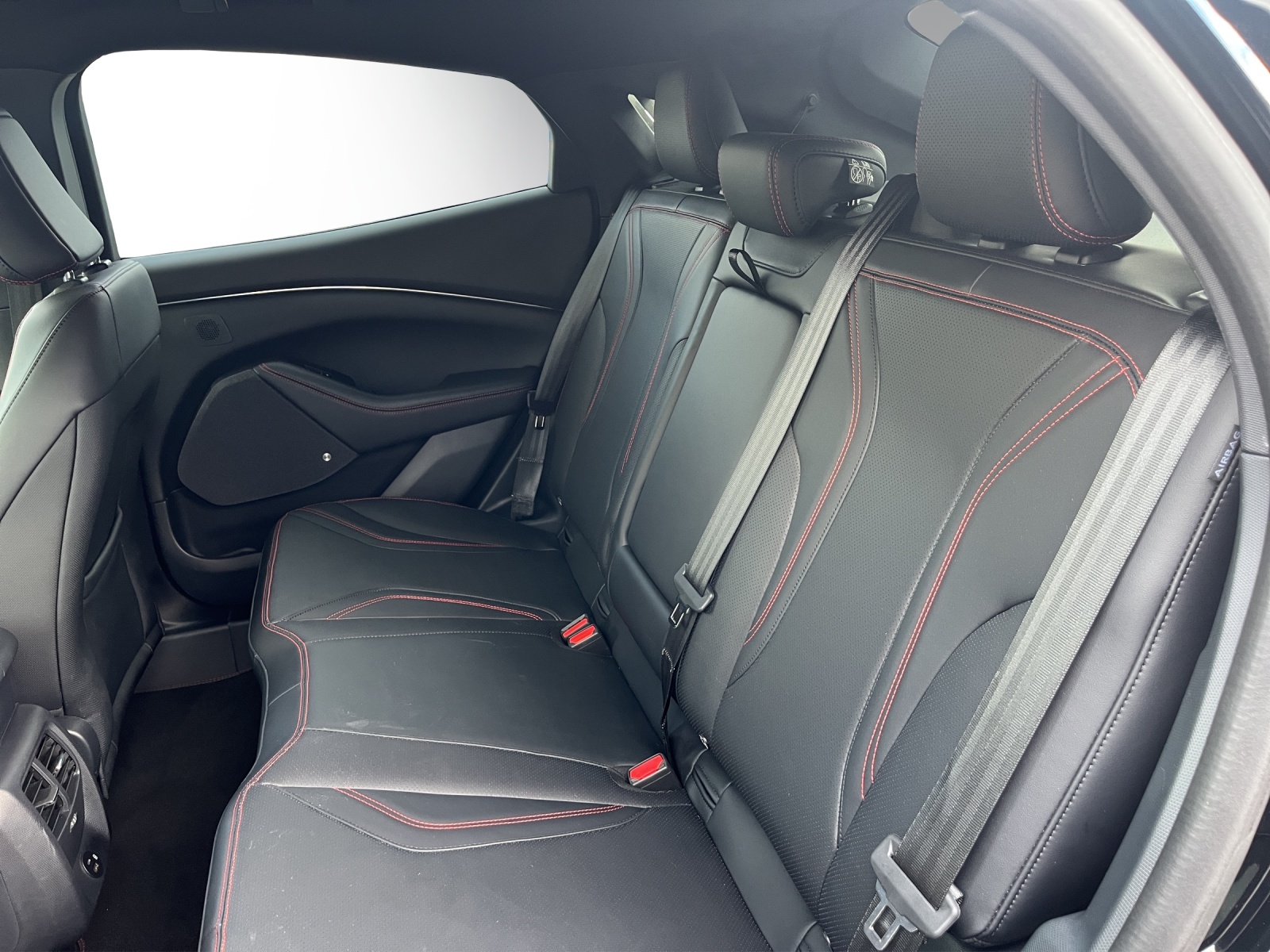 Image FORD MUSTANG-MACH-E Mustang MACH-E AWD 72.6 kWh