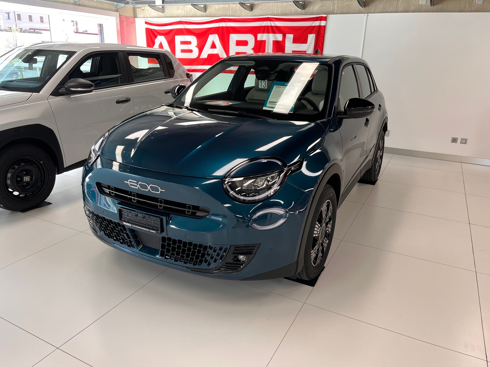 FIAT 600h Mild Hybrid Icon Swiss Edition-image-0