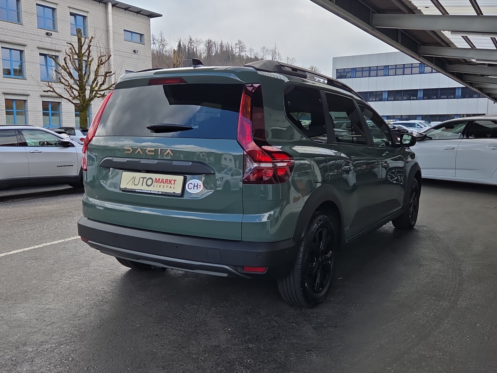 DACIA Jogger HEV 140 Extreme-image-3