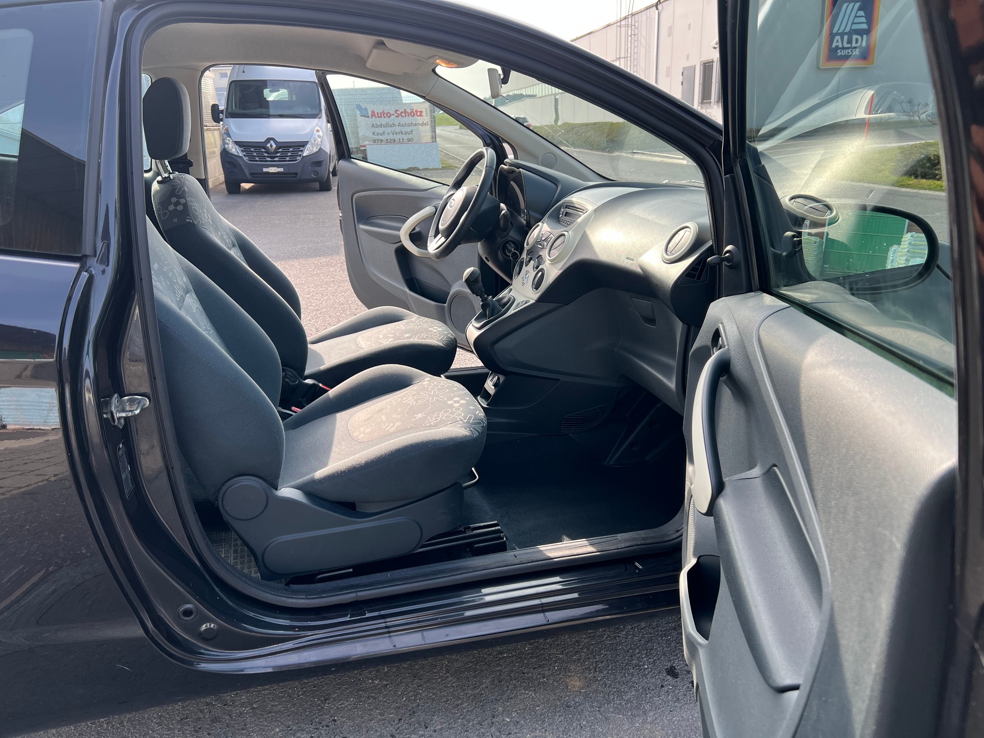 FORD KA 1.25 Ambiente-image-8