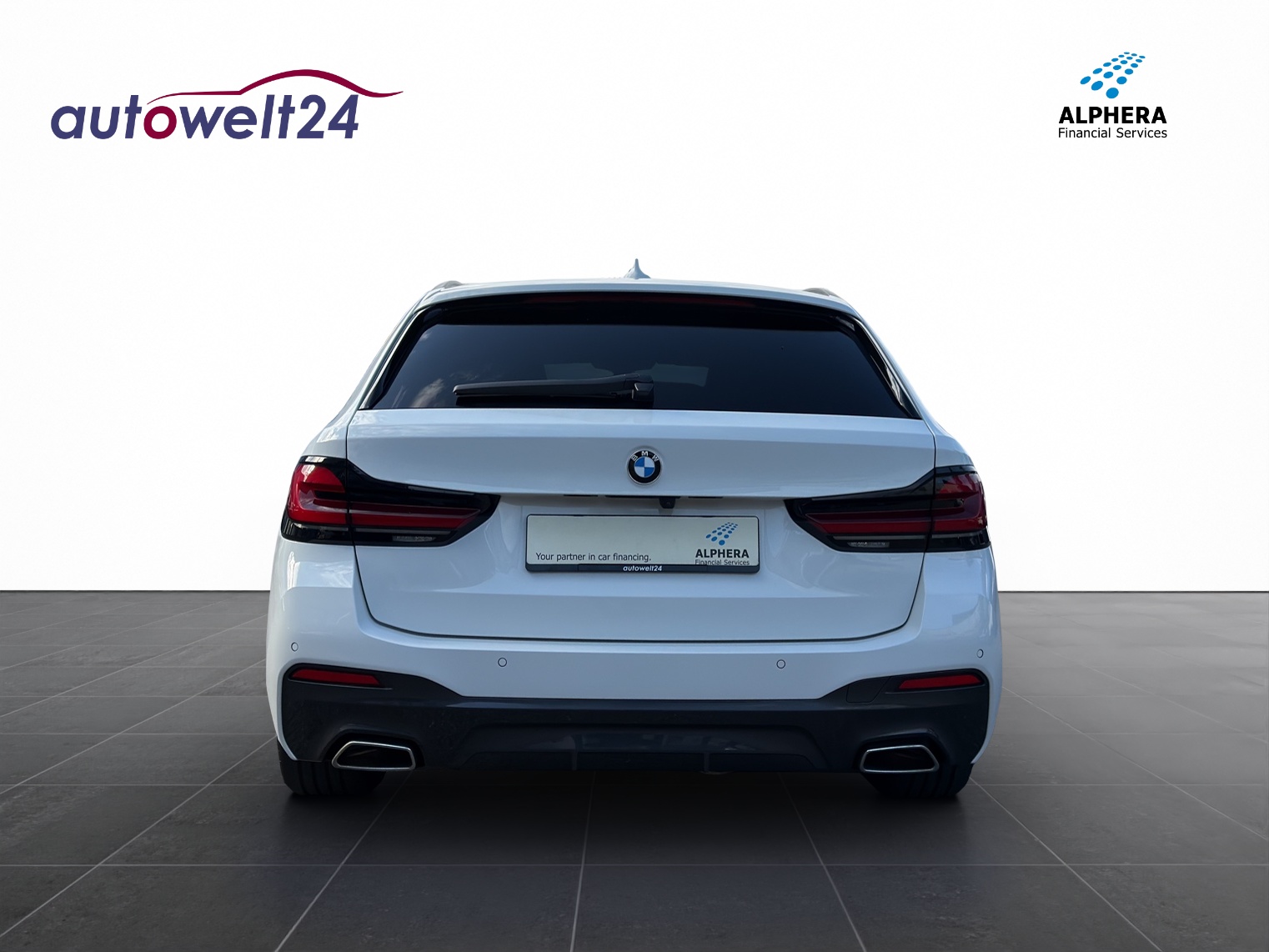 BMW 520d xDrive 48V Touring M Sport Steptronic-image-5