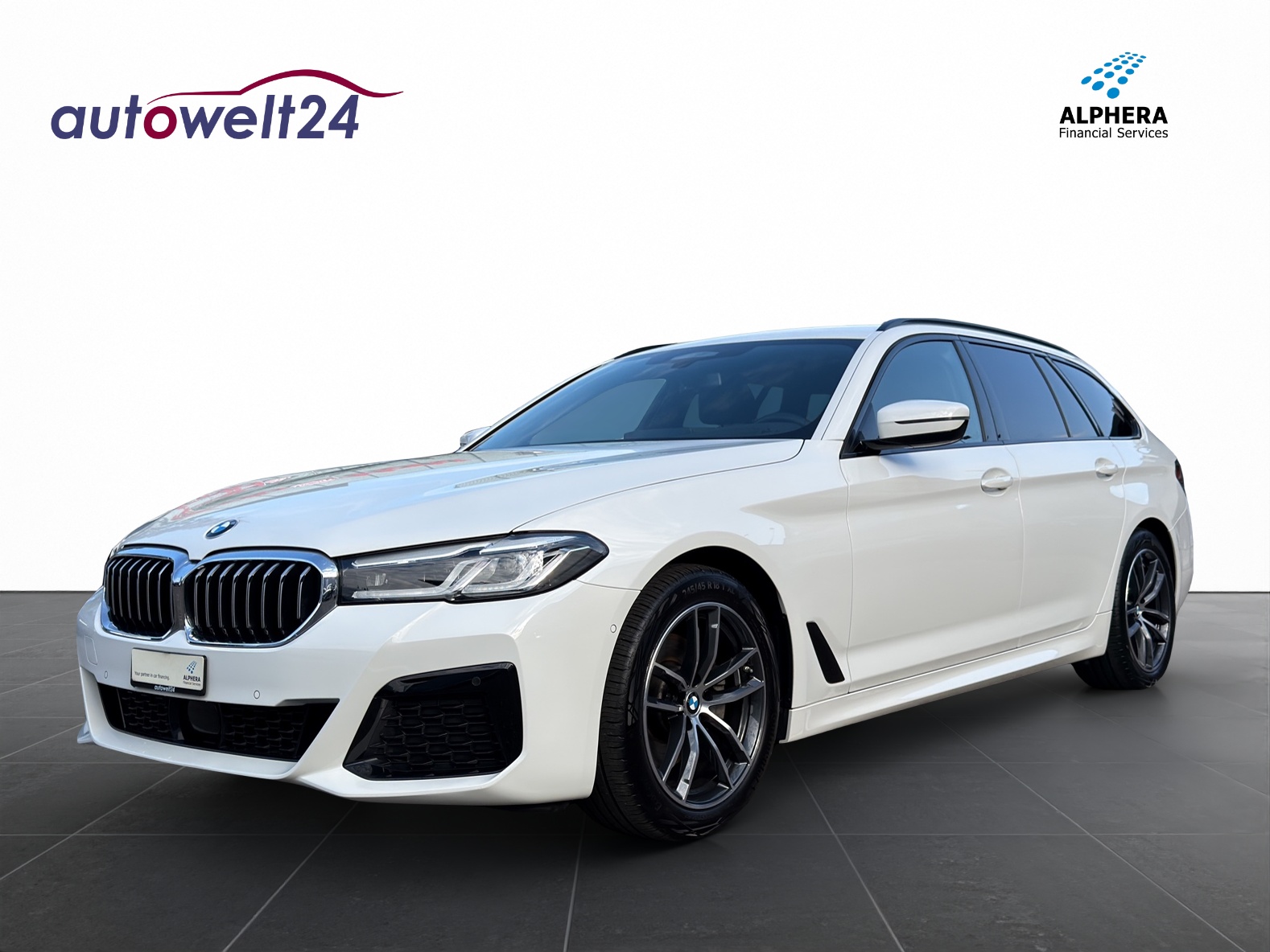 BMW 520d xDrive 48V Touring M Sport Steptronic-image-0