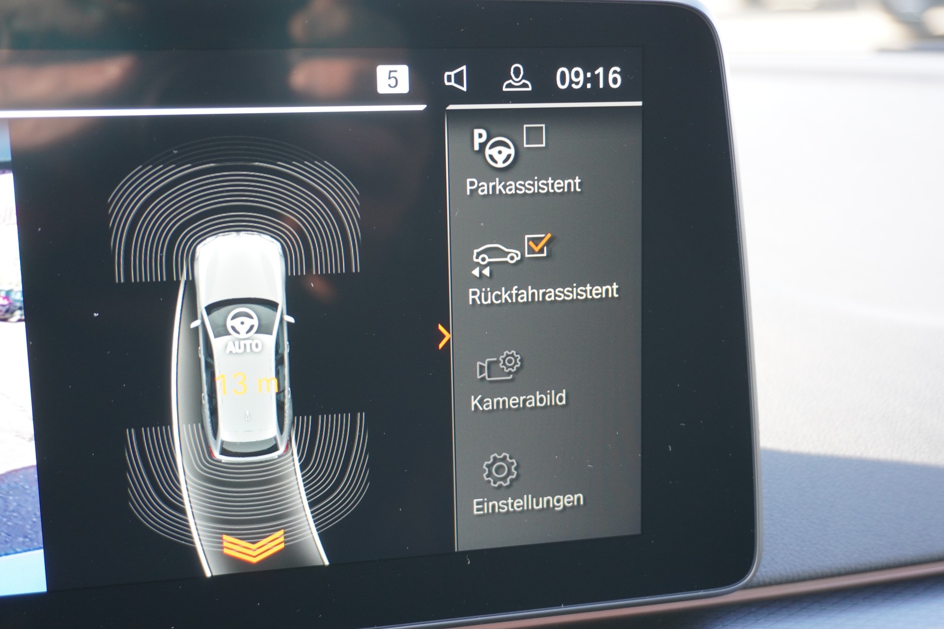 BMW 520d xDrive 48V Touring M Sport Steptronic-image-32