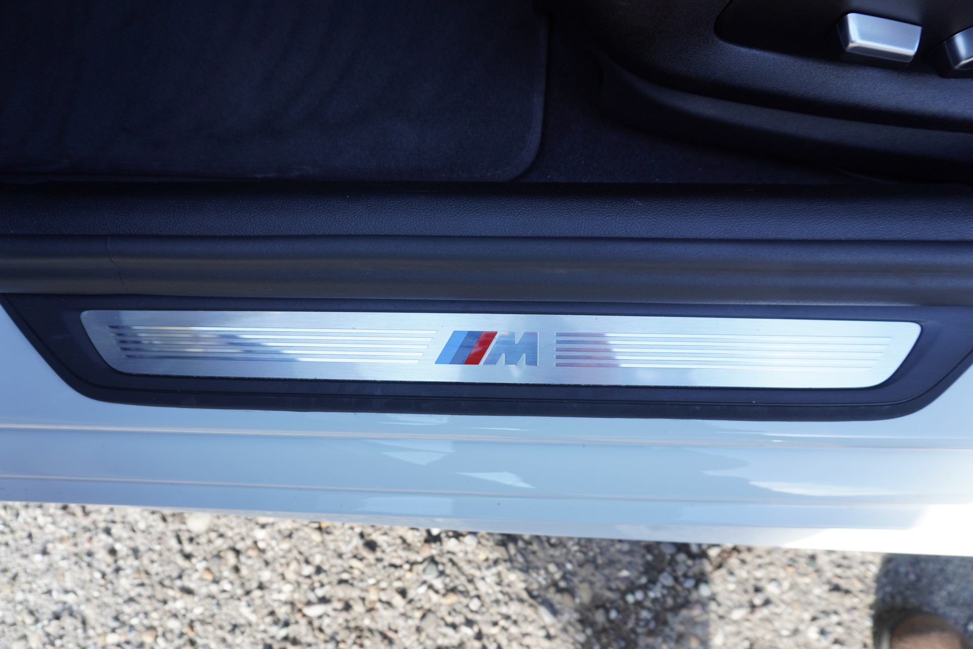 BMW 520d xDrive 48V Touring M Sport Steptronic-image-15