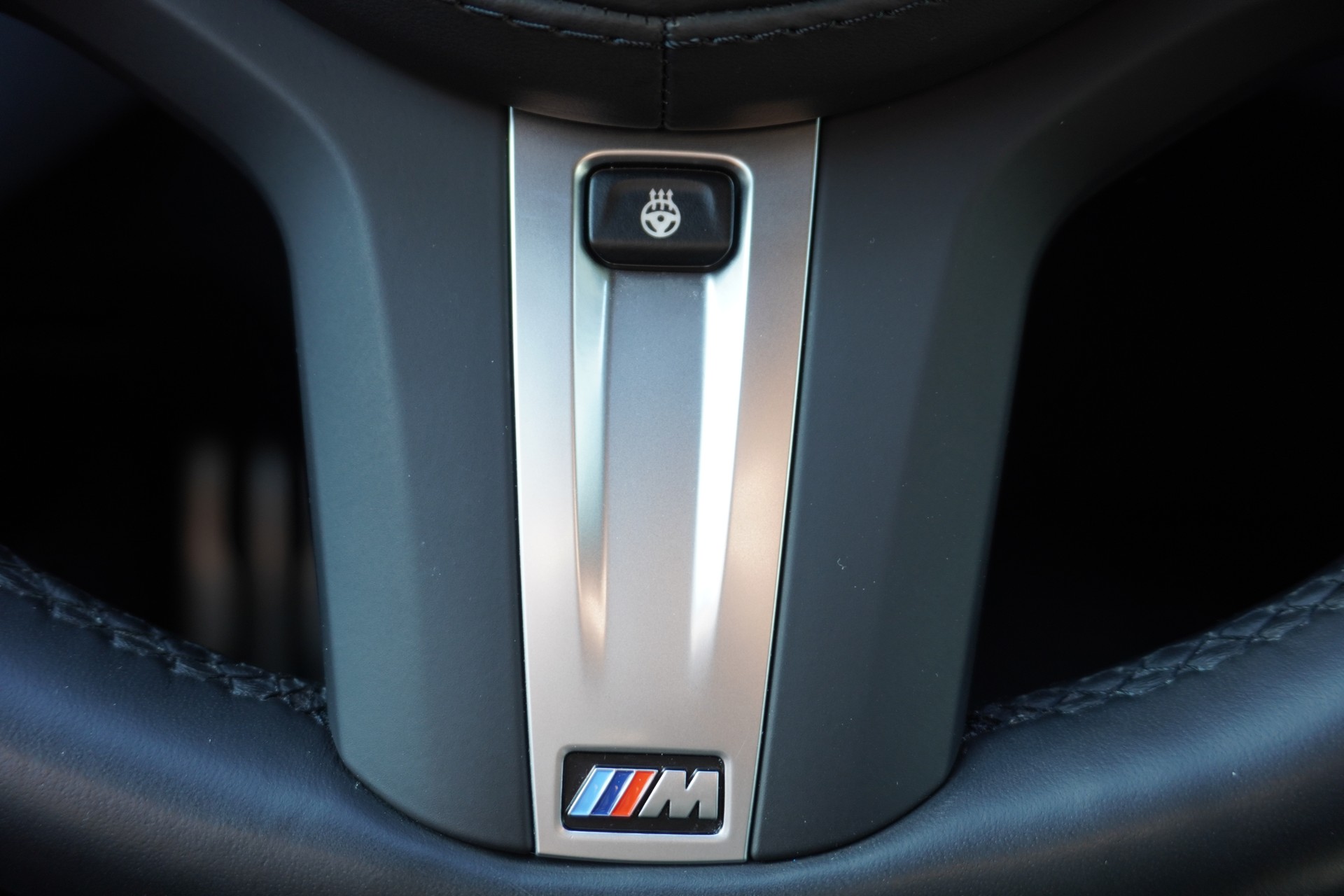 BMW 520d xDrive 48V Touring M Sport Steptronic-image-25