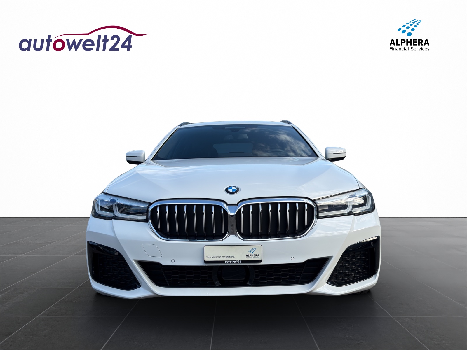 BMW 520d xDrive 48V Touring M Sport Steptronic-image-1