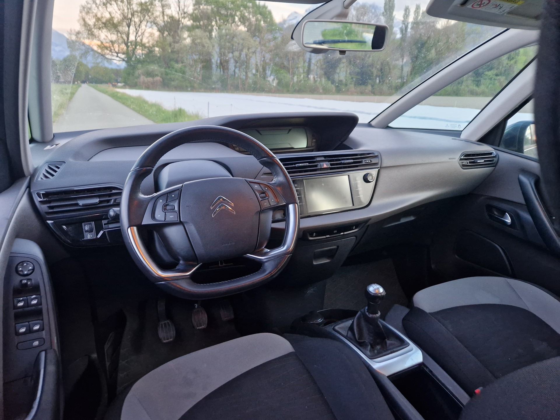 CITROEN C4 Picasso 1.6i 16V Séduction-image-7