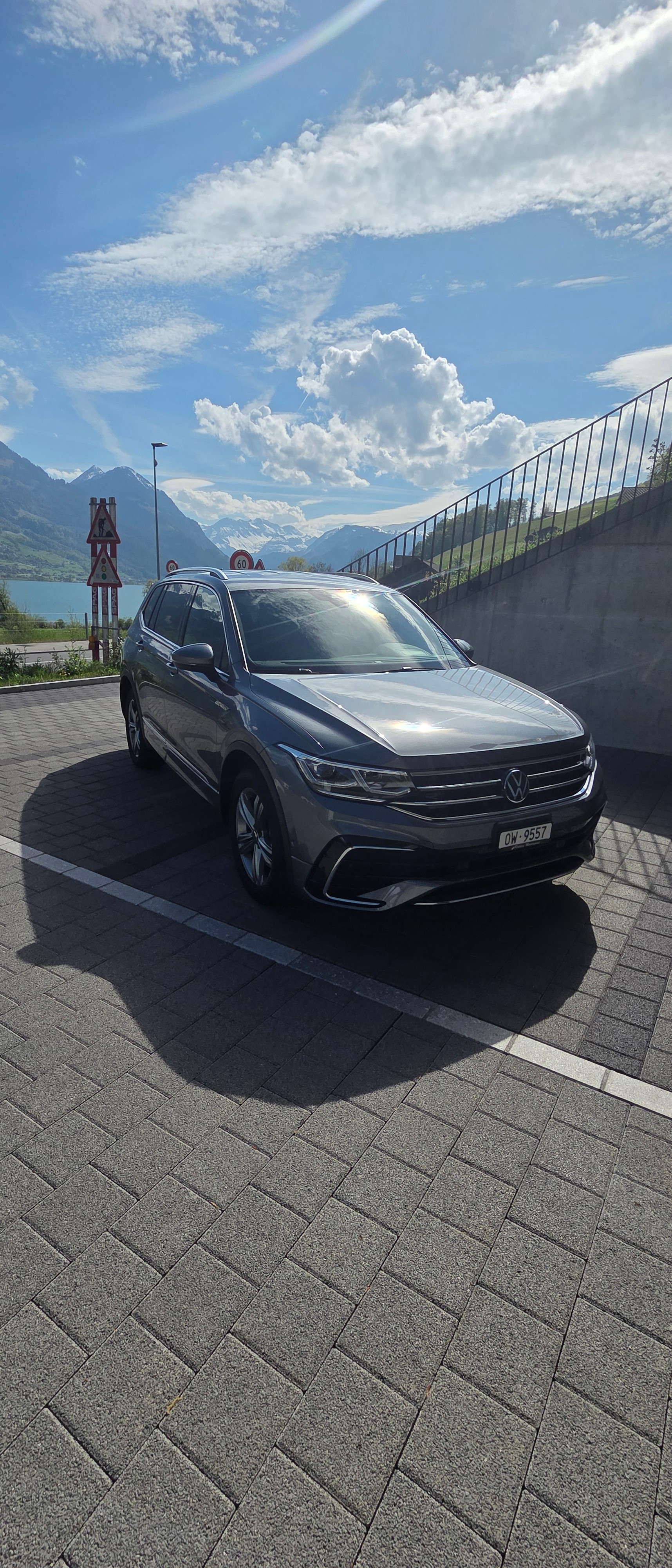 VW Tiguan Allspace 2.0TSI R-Line 4Motion DSG-image-0