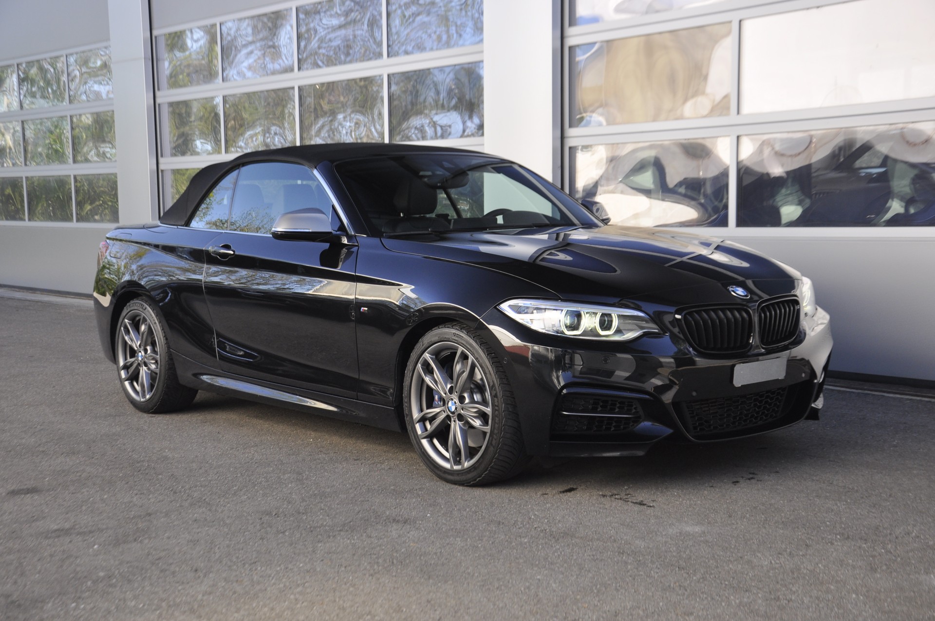 BMW M235i xDrive Steptronic-image-0