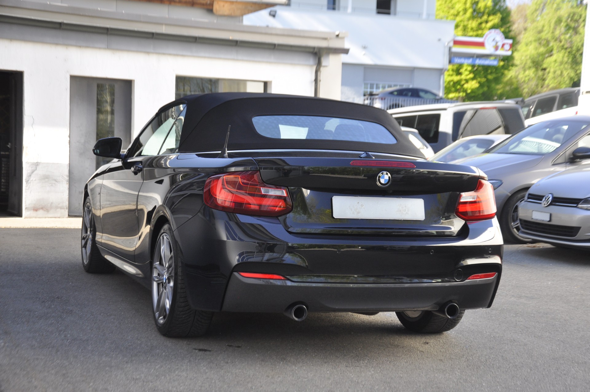 BMW M235i xDrive Steptronic-image-15