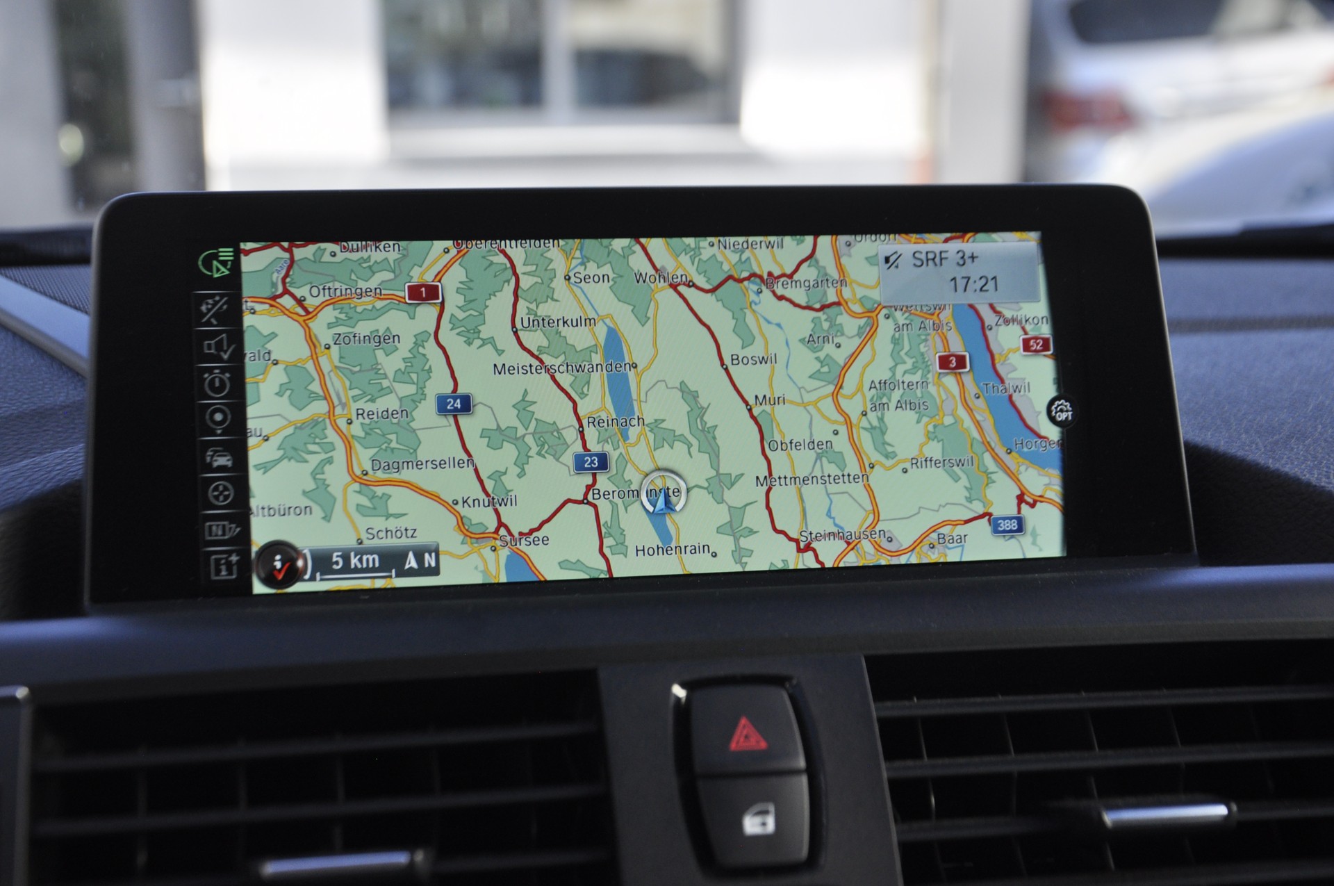 BMW M235i xDrive Steptronic-image-12