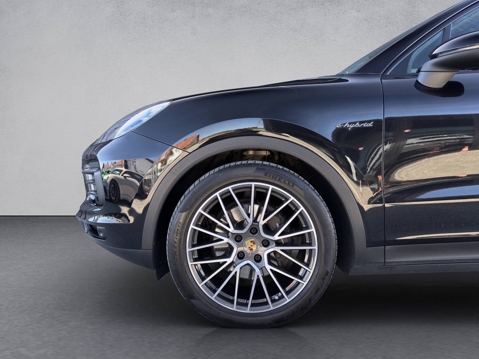 PORSCHE Cayenne E-Hybrid-image-12