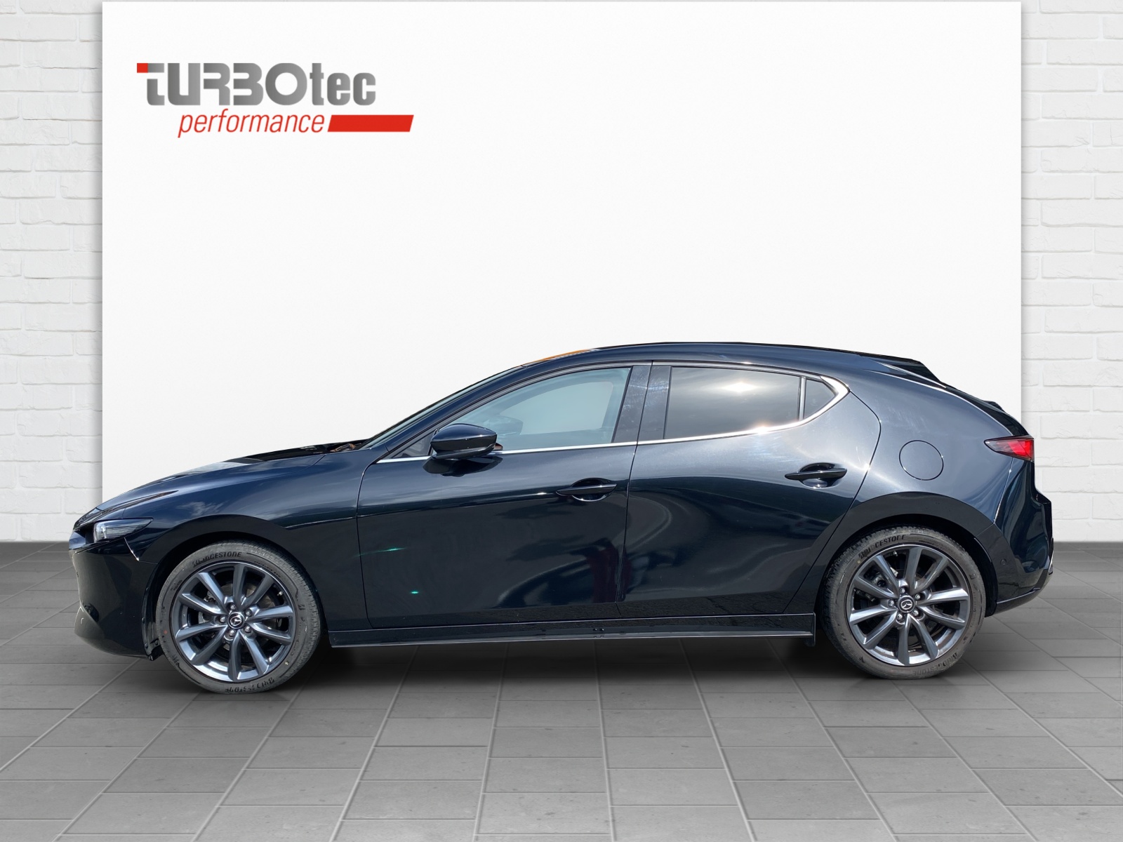 MAZDA 3 Hatchback SKYACTIV-X M Hybrid 180 Revolution AWD-image-2