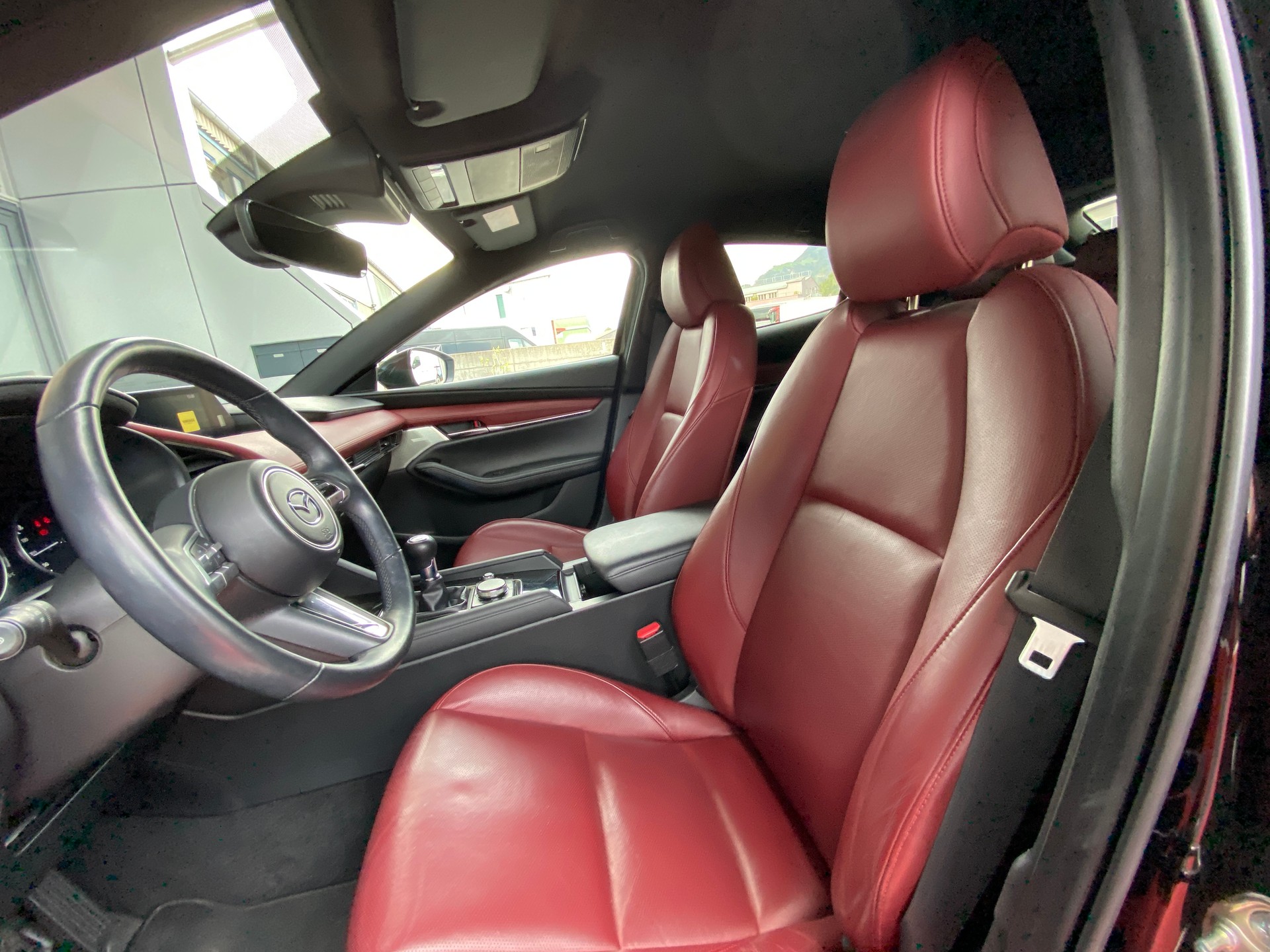 MAZDA 3 Hatchback SKYACTIV-X M Hybrid 180 Revolution AWD-image-5