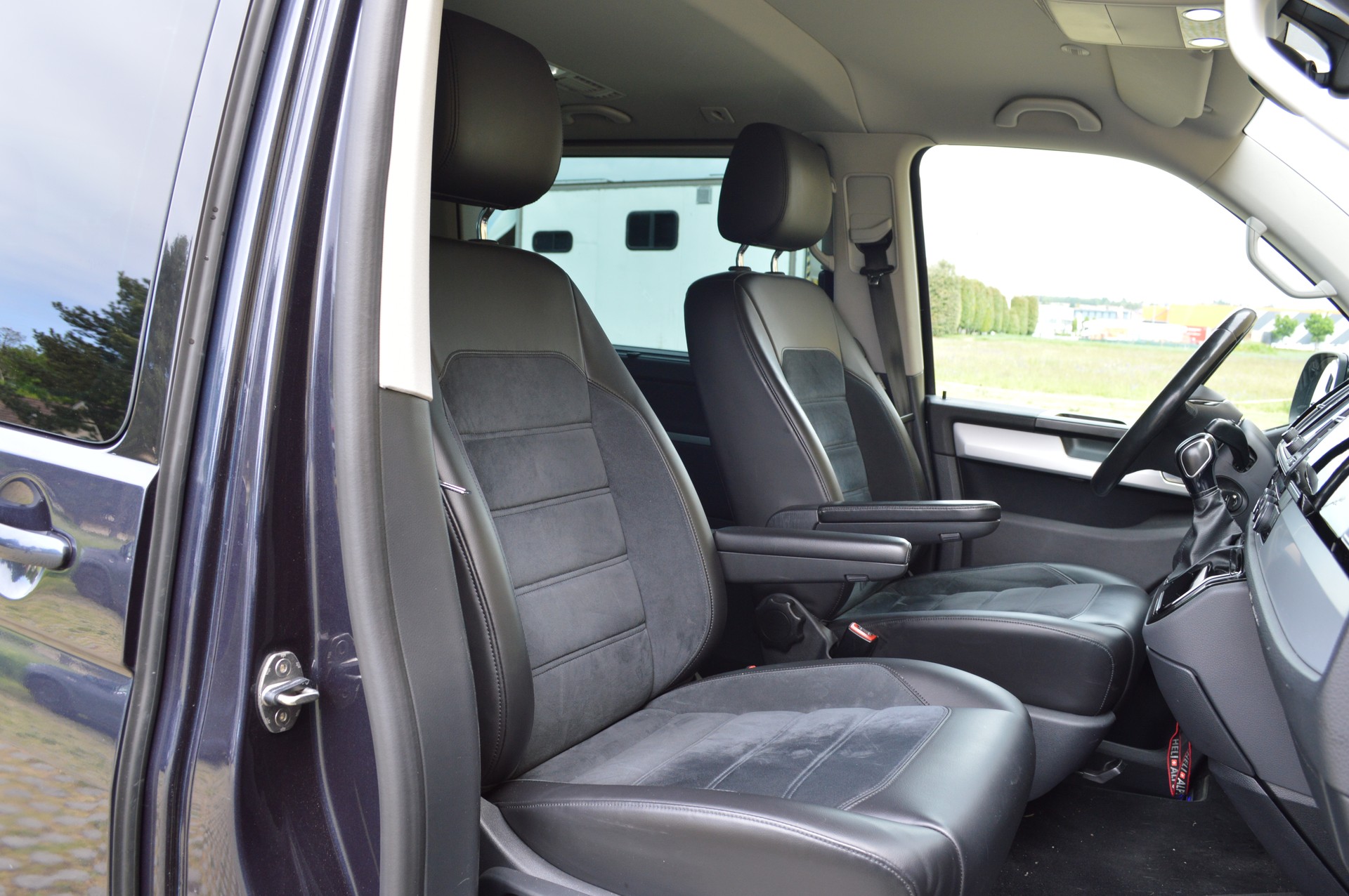 VW T6 Multivan 2.0 TSI Highline DSG-image-15