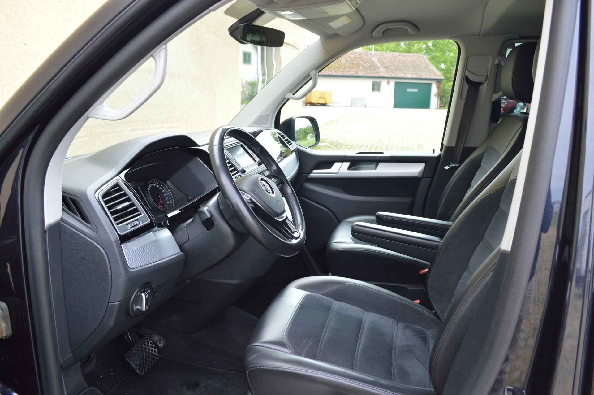 VW T6 Multivan 2.0 TSI Highline DSG-image-21