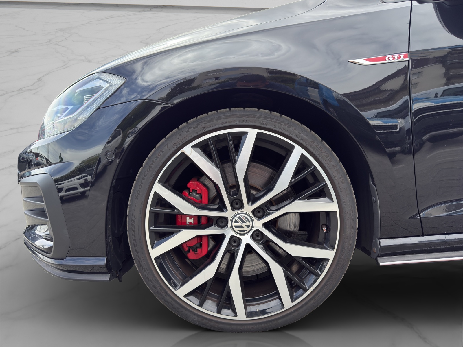 VW Golf 2.0 TSI GTI Performance-image-14