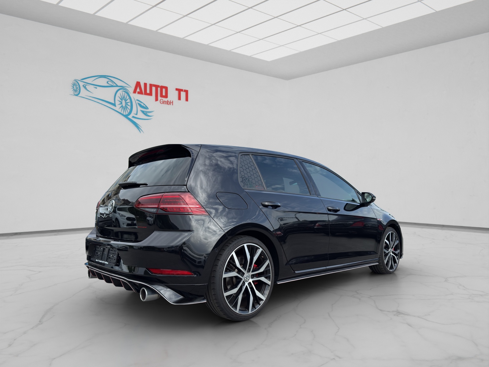 VW Golf 2.0 TSI GTI Performance-image-5