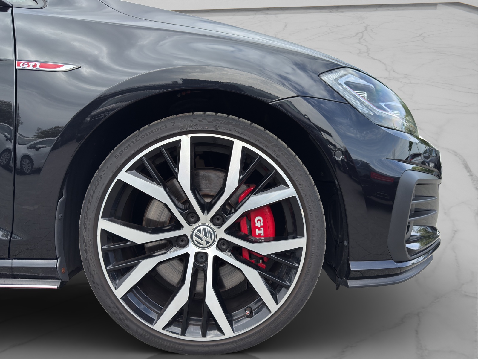 VW Golf 2.0 TSI GTI Performance-image-15