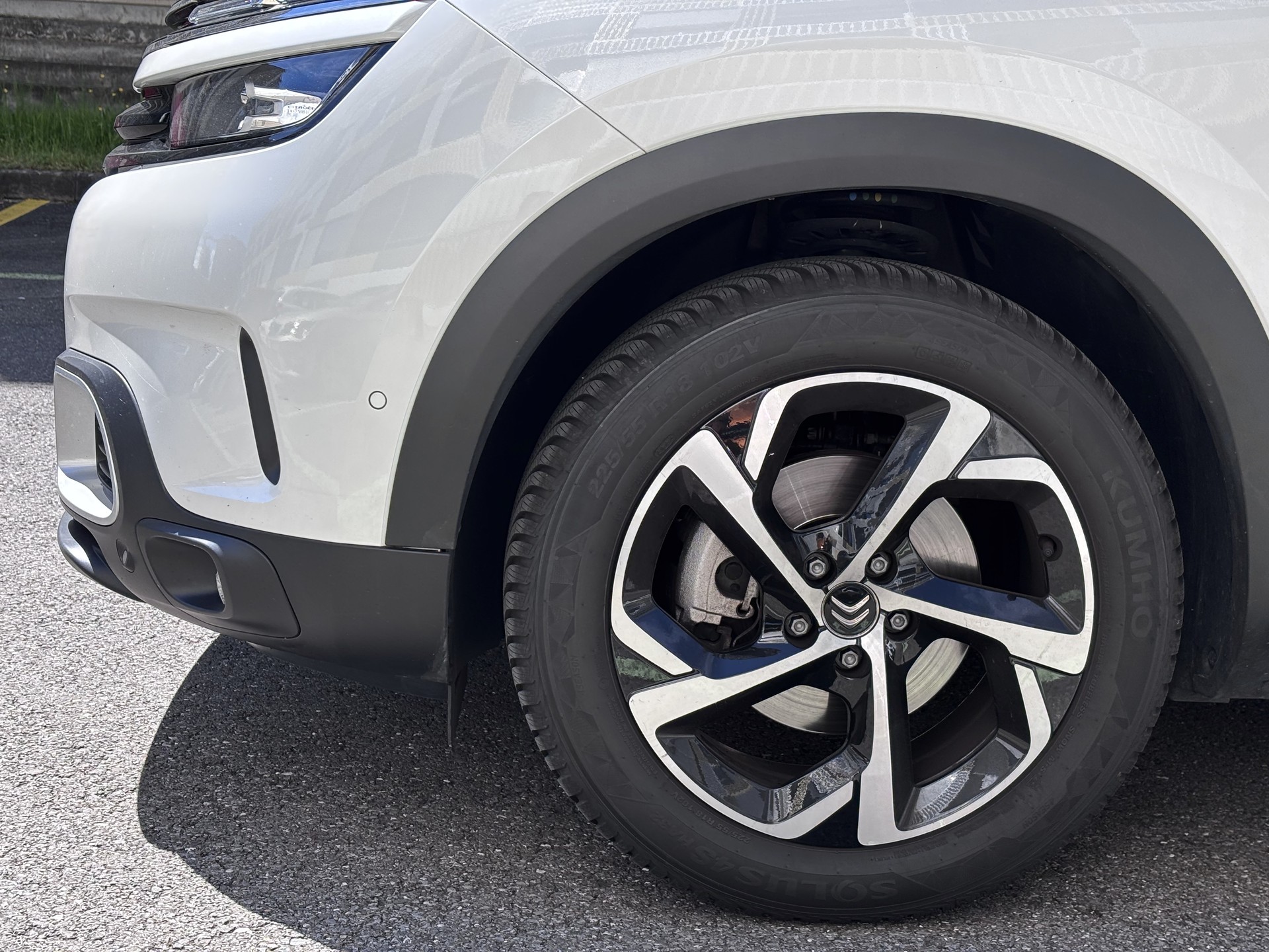 CITROEN C5 Aircross 1.5 BlueHD Shine EAT8-image-25