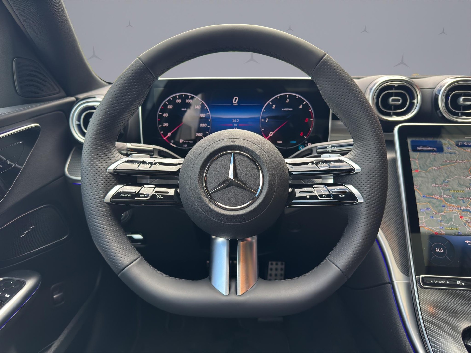 MERCEDES-BENZ C 220 d Swiss Star AMG Line 4matic-image-9