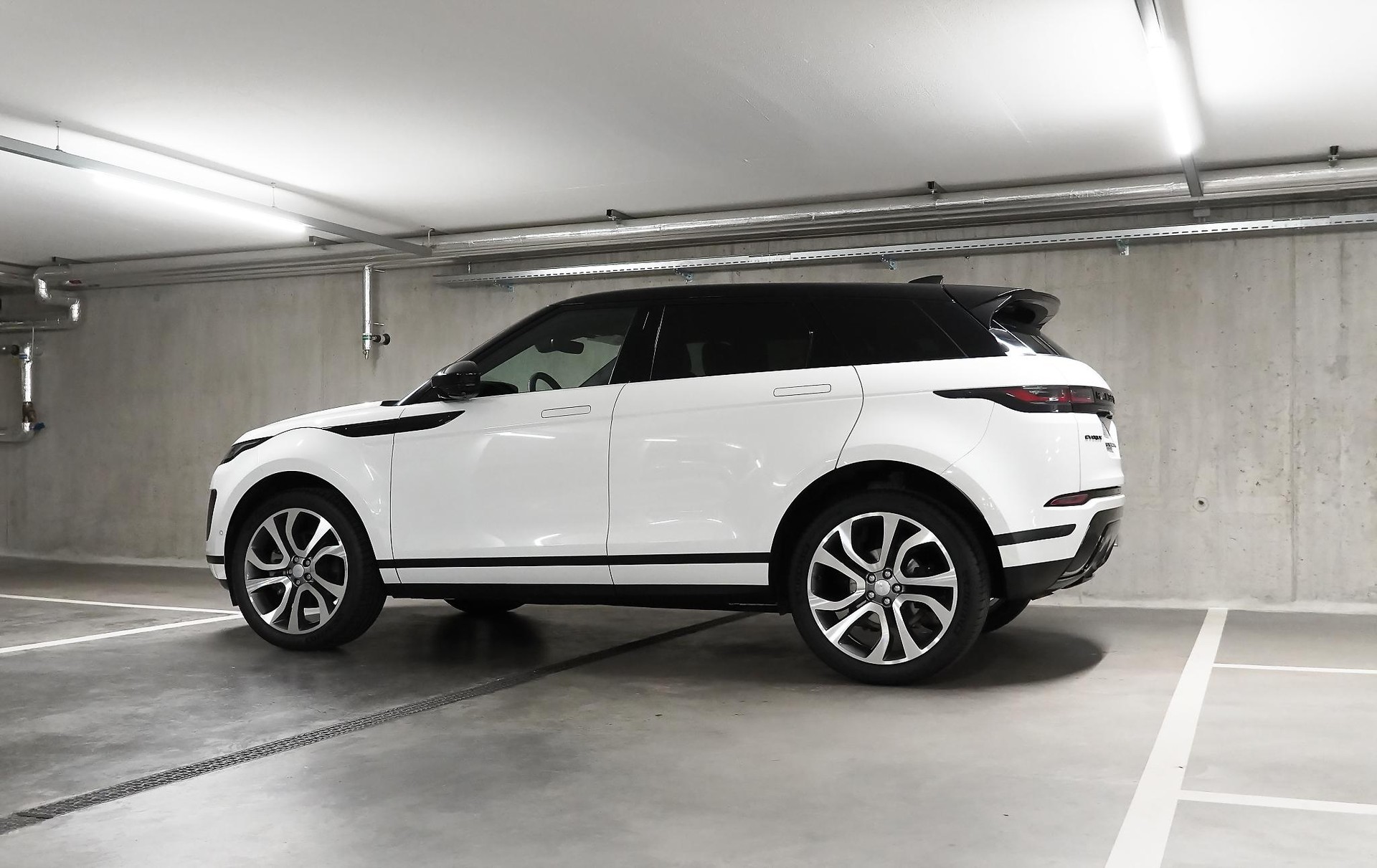 LAND ROVER Range Rover Evoque 2.0 T S-image-6